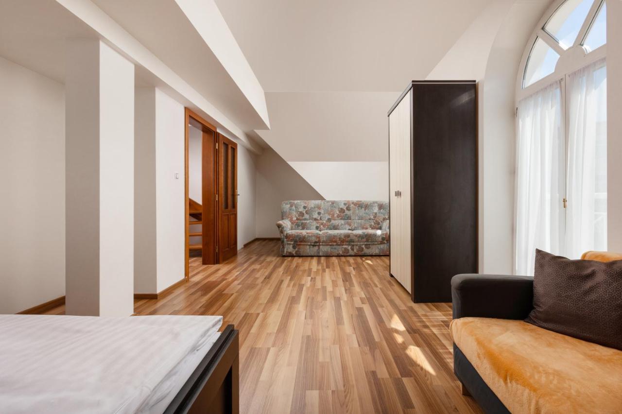 Villa Dino Marianske Lazne Ngoại thất bức ảnh